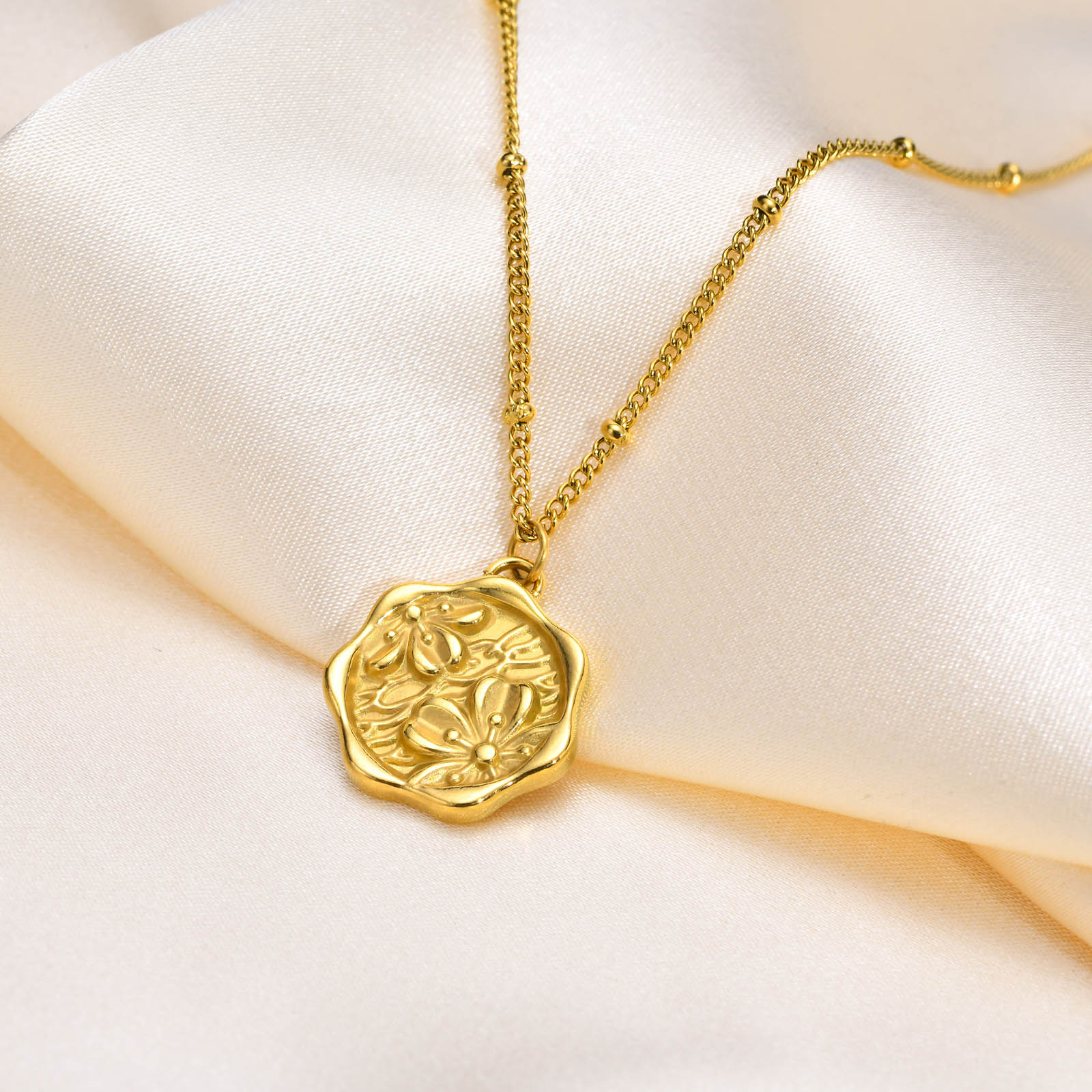 Kadınlar için para kolye çiçek - Birth Flower Necklace incelemesi ve fiyatı